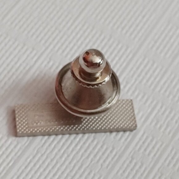 RARE Vintage Chrysler 300 Pacer Pin Silver Black Enamel Pin Oshawa Car P… - Picture 2 of 2